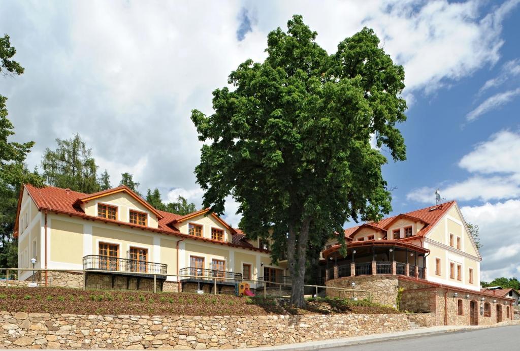 Hotel Gold Chotoviny Exterior foto