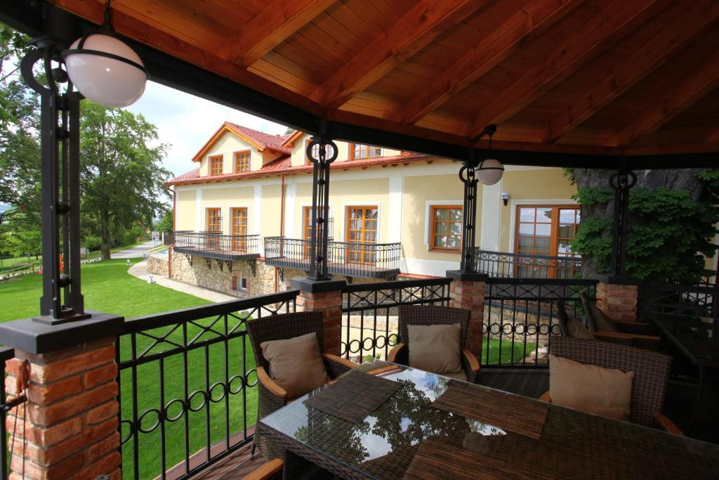 Hotel Gold Chotoviny Exterior foto